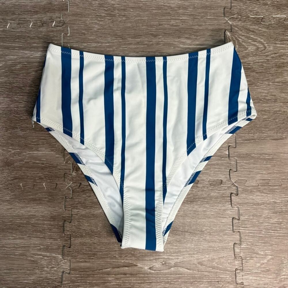 NWT CUPSHE Women's Striped Halter Bikini Bottoms Blue‎ Size Medium